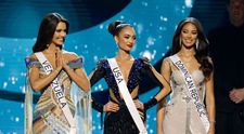 Miss SUA, încoronată Miss Univers. Internetul a luat foc: “Au dat coroana celei care o merita cel mai puțin”