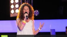 Alexandra Craescu, o cantareata din trupa lui Stefan Banica Jr. a intrat in echipa Loredanei!