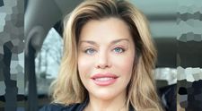 Așa se face un șpagat la sală! Loredana Groza și-a uimit fanii cu „flexibilitatea” ei