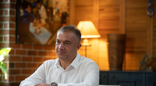 Cine e Daniel Mischie, CEO City Grill. Ce meserie a avut înainte de a ajunge la conducere