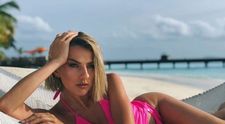 Fotografie rară cu Lidia Buble fără sutien! Selfie-ul artistei a fost postat pe Instagram