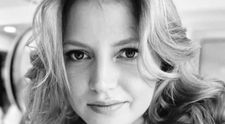 De ce a murit Valentina Lazari, tânăra care s-a stins din viață după ce a fost operată la stomac. Abia acum a apărut expertiza medico-legală care arată cauza decesului