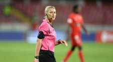 Doua romance, in topul celor mai bune 10 femei arbitru de fotbal din lume