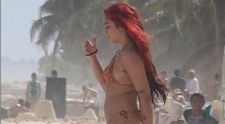 Lourdes Leon, apariție incendiară la plajă. Fiica Madonnei a făcut senzație într-un costum de baie minuscul