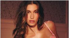 Cum arată Hailey Bieber într-o nouă campanie pentru  Victoria's Secret. Vedeta s-a pregătit deja pentru Ziua Îndrăgostiților