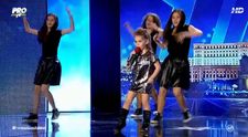 Un rock star in devenire! Micuta Emma a facut un show de zile mari pe scena de la 