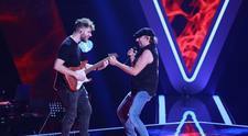 Vocea României, sezonul 10: Daniel Ignat și-a pierdut auzul, însă asta nu l-a oprit din a zgudui scena cu piesa Back în Black
