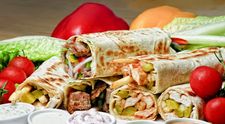Ti-e pofta de shaorma? Uite ce spun juratii MasterChef despre aceasta placere vinovata