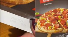 Imagini VIRALE. Ce a putut găsi o femeie în cutia de pizza congelată pe care a cumpărat-o dintr-un hipermarket celebru în România