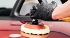 (P) Pașii esențiali pentru un polish auto profesional. Secretul unei străluciri impecabile