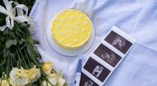 Un bărbat a apărut în două gender reveal-uri diferite, iar imaginile s-au viralizat imediat. După ce au împânzit Internetul, au fost șterse de pe ambele conturi: „El nu le-o postat pe niciuna”