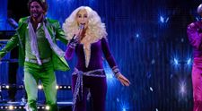 La 73 de ani, Cher a făcut un show de senzație la finala America`s Got Talent
