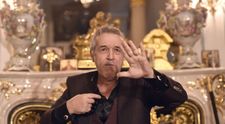 Cine va fi vecin cu Becali? Vila din spatele palatului latifundiarului se vinde cu 5,2 milioane de euro