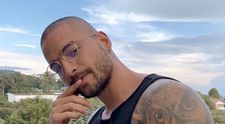 O admiratoare și-a aruncat lenjeria intimă pe scenă, la concertul din București al lui Maluma