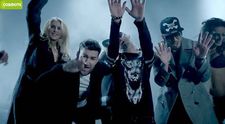 Cabron, alaturi de Smiley si Guess Who intr-un videoclip electrizant. Piesa 