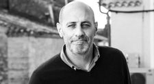 Doliu în lumea sportului! Un celebru comentator a murit la 52 de ani, în urma unui tragic accident petrecut în sudul Franței