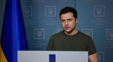 Volodimir Zelenski în format Lego. S-au strâns în jur de 16.000 de euro pentru Ucraina, din vânzarea figurinelor