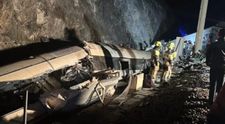 „Nu a fost eroare umană”. Ipotezele care zguduie ancheta accidentului feroviar din Spania. Ce s-a întâmplat în cele 20 de secunde care au dus la dezastru. Explicațiile inginerilor