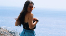 “Semeni puțin cu Antonia”. Imaginile cu Alexia Eram în costum de baie care fac furori pe Internet