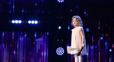 Românii au talent 2021: Anastasia Ursu a topit inimile juraților cu un recital de poezie emoționant