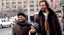 Daniel Stern, banditul Marv din „Singur acasă”, a câștigat milioane de dolari datorită unei clauze contractuale, deși a fost la un pas să rateze rolul vieții sale