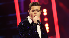 Alessandro Mucea, câștigătorul SuperStar România, va cânta în biserică, în Joia Mare