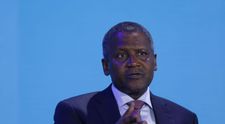 Cine e Aliko Dangote, miliardarul care a scos 10 milioane de dolari din bancă să se uite la ei, să se convingă că e bogat