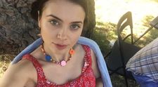 Anca Dumitra, fotografiată la mare! Gianina din „Las Fierbinți” le-a arătat fanilor cum se relaxează la plajă