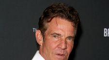 La 65 de ani, Dennis Quaid și-a părăsit iubita de 32 de ani pentru o tânără de 26 de ani