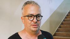 Dragoș Buliga, producătorul general al noului serial SCARA B, povestește despre cel mai mare decor de serial realizat in România! Care a fost cea mai mare provocare pe care a întâmpinat-o