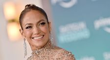 Jennifer Lopez, o nouă apariție topless pe rețelele sociale. Ce mesaj le-a transmis fanilor