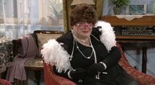 Tanti Florica vrea sa-si vanda casa, astazi, de la 21.30, la ProTV