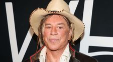 A fost căsătorit de două ori, dar nu are copii. Regretele lui Mickey Rourke, actorul care a căzut în dizgrație la Hollywood