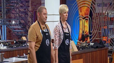 Cine ar fi trebuit sa paraseasca MasterChef in aceasta seara: Iuliana sau Tavi?