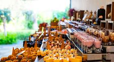 Tragedie în vacanță! Un tânăr a murit după ce a luat masa la hotel! Alimentul banal pe care l-a consumat
