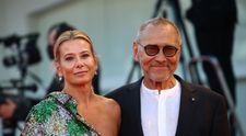 Fiica regizorului rus Andrei Konchalovsky se află în comă de 12 ani. Soția lui a vorbit pentru prima dată despre starea fetei, după accidentul suferit în 2013