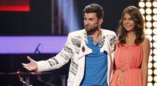 Andreea Olariu, asa cum nu credeai s-o vezi vreodata. Fosta eleva a lui Smiley s-a vopsit blonda si pozeaza provocator pe Facebook