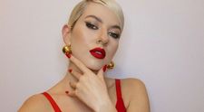 Lidia Buble, imagini îndrăznețe în domitor. Ținuta cântăreței a stârnit un val de comentarii critice