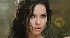 Inna, imbracata cu un sutien perfect pentru dimensiunile ei. Adevarul despre bustul cantaretei