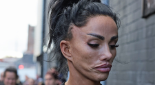 Katie Price are 43 de kg la o înălțime de 1.63 m. Acum, la 47 de ani, a anunțat că e gravidă