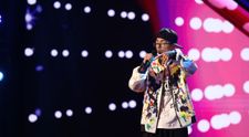 Românii au talent 2022: Cu geaca lui Smiley și rimele la el, Roberto Bunea a făcut show pe scena talentelor