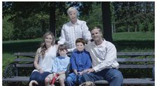 Au apelat la un profesionist pentru a realiza cateva fotografii de familie, iar imaginile au ajuns virale
