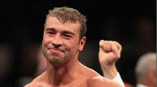 Lucian Bute a devenit tătic. Primele imagini cu fiul său și numele bebelușului au strâns mii de like-uri pe Facebook