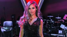 Aquene, realizatoarea “How to TikTok”, lansează un colaj cu cele mai iubite piese de Crăciun