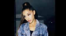 Ariana Grande s-a oprit din cântat în mijlocul concertului. Ce a făcut-o pe artistă să ia decizia asta