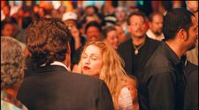 Madonna, dezvăluire șocantă. Cine a fost cel mai bun bărbat pe care ”l-a cunoscut în sensul biblic”. Era căsătorită cu Sean Penn când au avut aventura