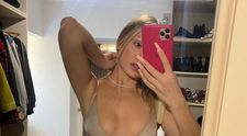 Alexandra Stan, într-o bluză transparentă pe Instagram! Cum s-a lăsat fotografiată artista