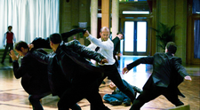Cel mai cunoscut curier din lume se vede pe VOYO! Jason Statham și „Transporter 3” sunt doar la un click distanță