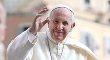 Destinul Papei Francisc. La 12 ani si-a cerut în casatorie prietena din copilarie, iar apoi si-a pierdut o mare parte din plaman