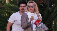 Britney Spears, comportament haotic după ce a ieșit de la dezintoxicare. A intrat într-un restaurant și a fumat, a lătrat și a agitat un cuțit printre alți clienți